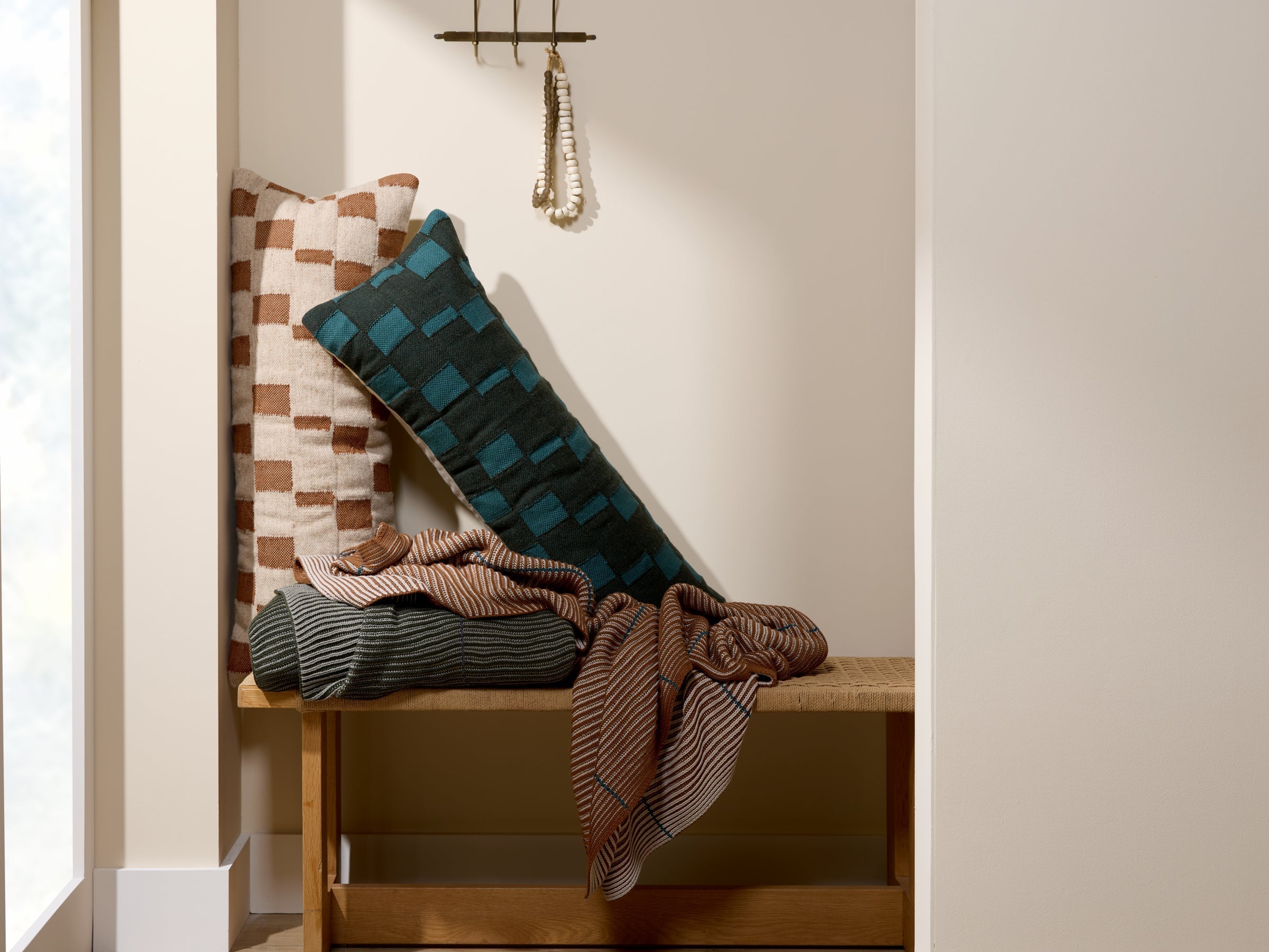 Natural Modern Wool Lumbar Pillow Cover